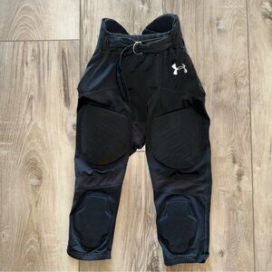 Youth Under Armour Padded Black Football Pants 
Size Youth Large